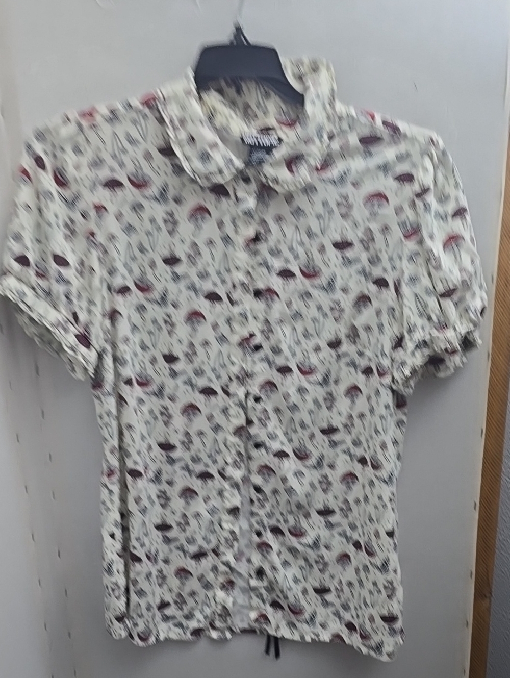 Hot Topic Cream Short-Sleeve Button-Up with Burgundy Mushroom Print